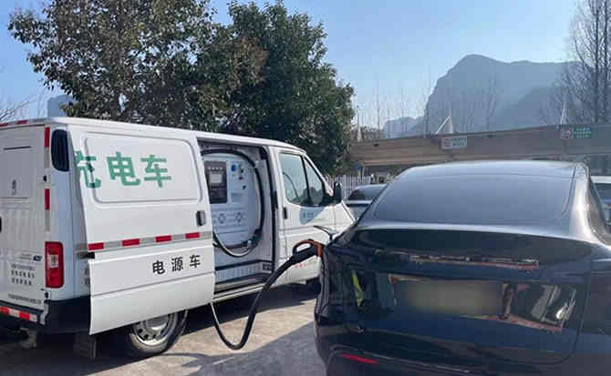 普宁汽车搭电