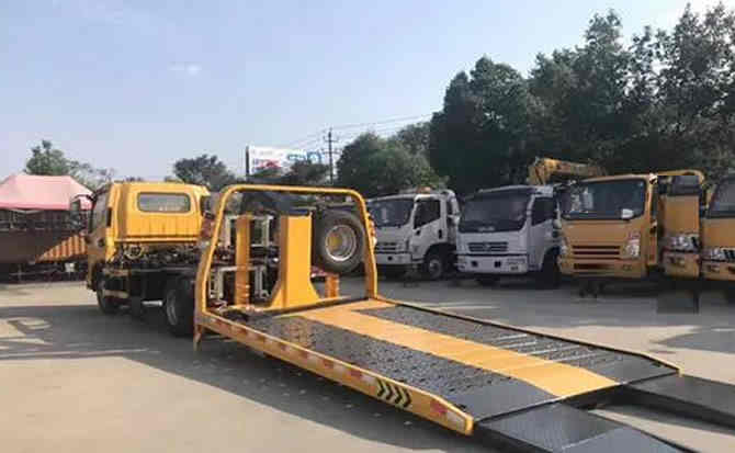 普宁汽车中途维修案例